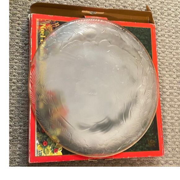 Noel Blanc Santa Christmas Platter Serving Dish - Picture 3 of 3